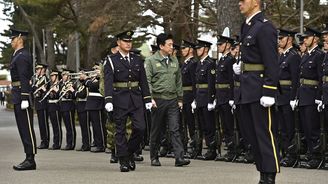 Japonsko se kvůli Číně dále militarizuje. Chce vyvíjet a prodávat stíhačky