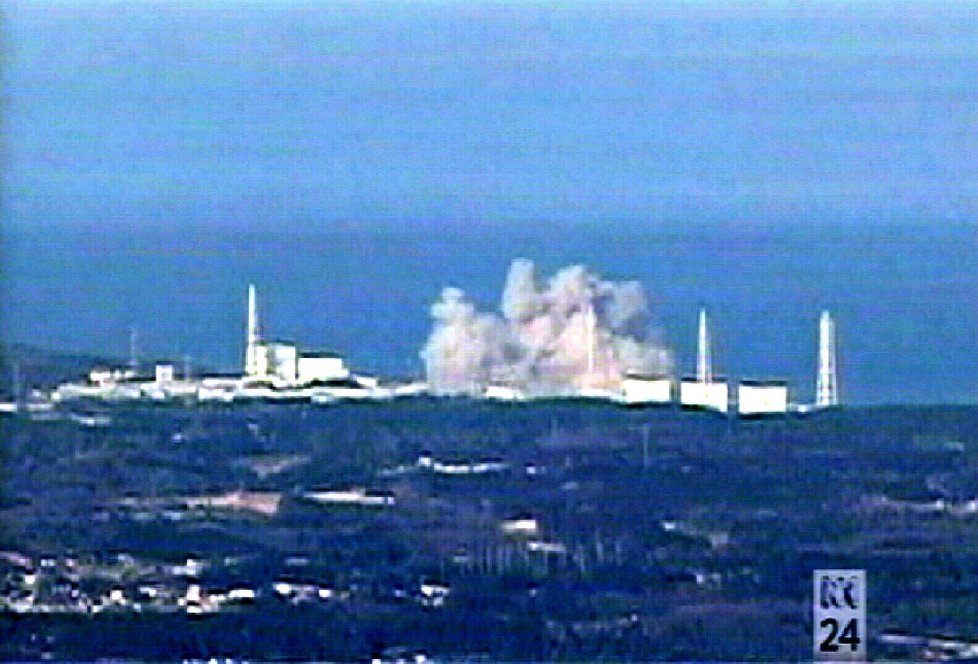 Výbuch třetího reaktoru způsobil únik radiace