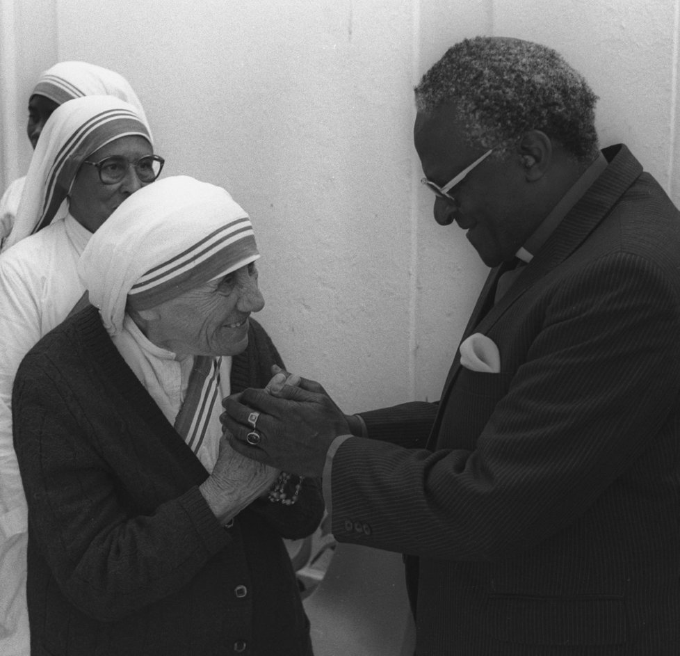 Desmond Tutu s Matkou Terezou