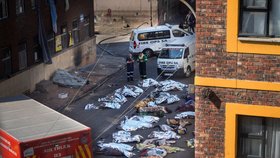 Ničivý požár si v Johannesburgu vyžádal desítky obětí. (31.8.2023)