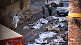 Ničivý požár si v Johannesburgu vyžádal desítky obětí. (31.8.2023)