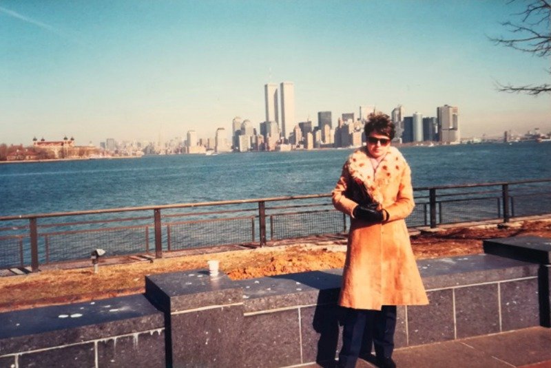 S Járou Kohoutem se podívala i do New Yorku. V roce 1993 Dvojčata (dva nejvyšší mrakodrapy v pozadí) ještě stála...
