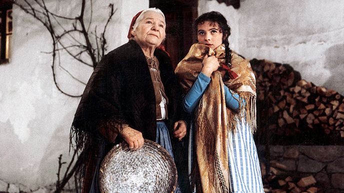 I Herečka Jarmila Kurandová jako babička v Moskalykově stejnojmenném snímku z roku 1971