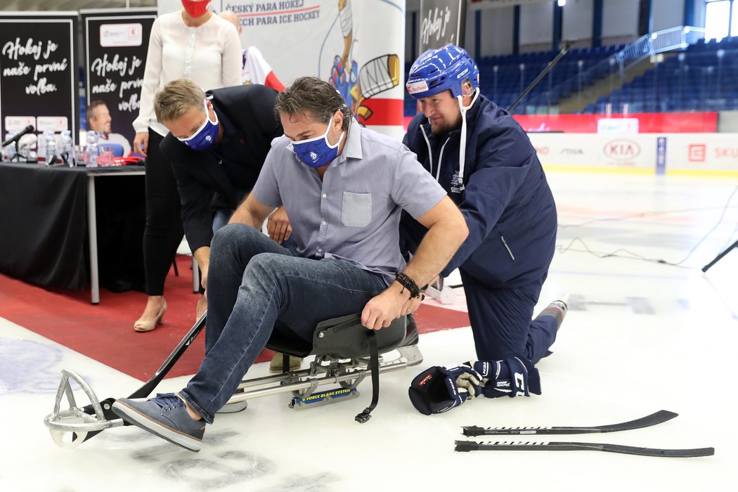 Legendární hokejista Jaromír Jágr se stal ambasoderem českého parahokeje