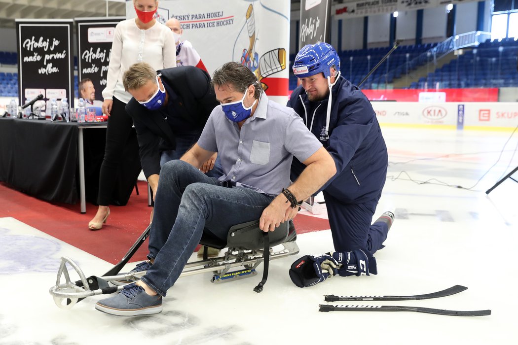 Legendární hokejista Jaromír Jágr se stal ambasoderem českého parahokeje