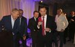 Šéfovi TV Barrandov přivezl prezident na jeho oslavu jako dárek hodinky. A vystoupil se vřelým, přátelským projevem.