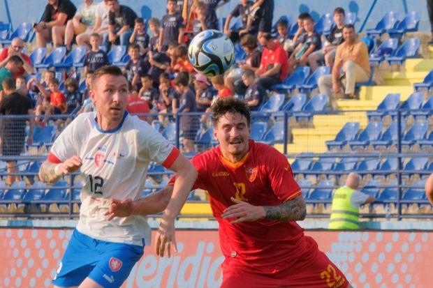 Jaromír Zmrhal během přátelského zápasu v Černé Hoře Jaromír Zmrhal během přátelského zápasu v Černé Hoře