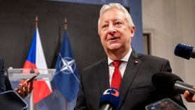 Ministr obrany Jaromír Zůna (za SPD) (duben 2026)