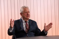 Ministr obrany Zůna v Hráčích: O vztazích ve vládě a vyhazovu od Babiše