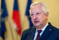Ministra Zůnu čeká pracovní cesta do Číny. V seznamu vládních letů to není