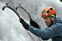 Horolezec Jaroš pokořil poslední osmitisícovku: Získal za výstup na K2 "Korunu Himálaje"!