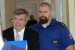 Barták dostal za zneužívání asistentek 14 let vězení