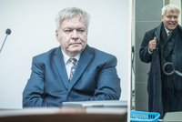 Soud zprostil obžaloby doktora Bartáka: Plánování vražd se mu nepodařilo prokázat