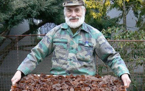 Jaroslav Čech sbírá houby i v zimě.
