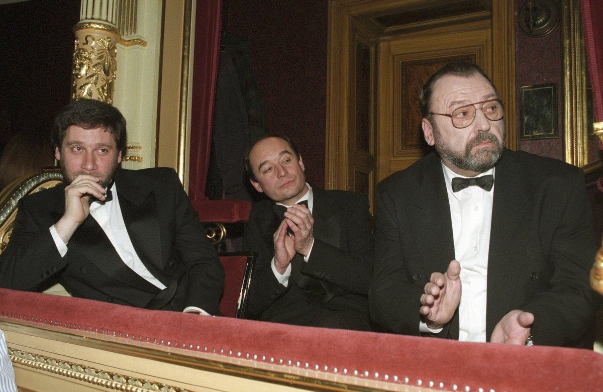 Herec Tomáš Töpfer (vlevo) oplakává dalšího kolegu z Četnických humoresek Jaroslava Dufka.