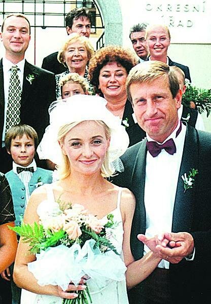 2001: Šípková růženka, Veronika Žilková a Václav Vydra