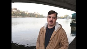 Jaroslav Hornof (27): Po pražské průmyslovce vystudoval na námořního důstojníka v Polsku. Tam si jej na praxi vyhlédla německá firma MST, jež vozí průmyslové suroviny různě po světě.