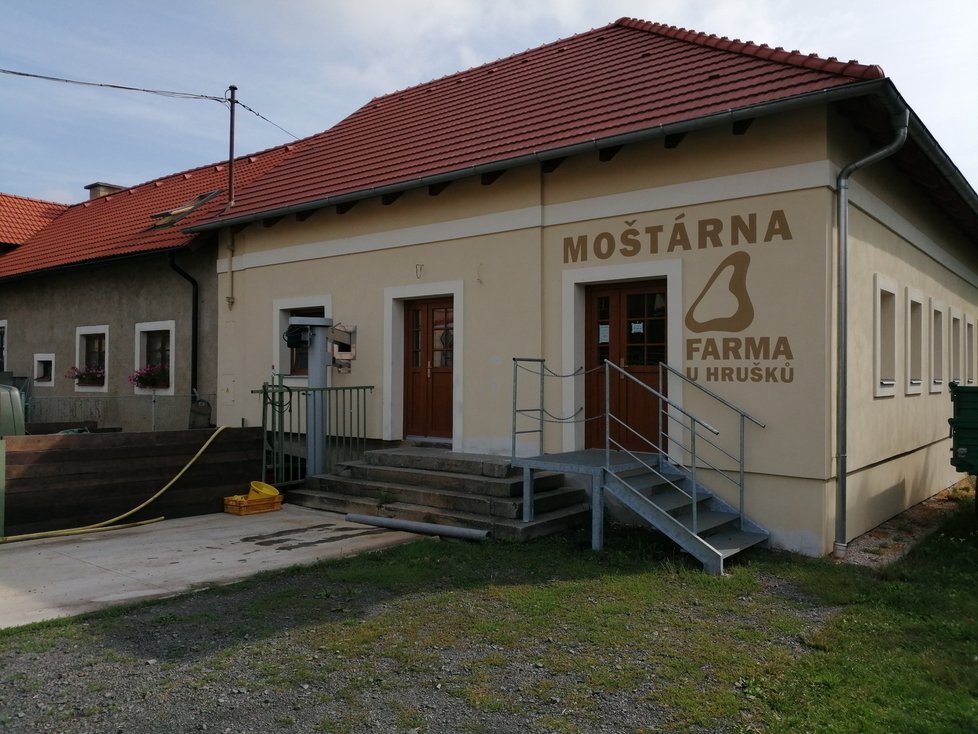 Hospodářství Jaroslava Hrušky nazvané Farma U Hrušků.