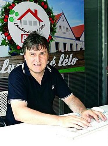Mykolog Jaroslav Malý v redakci Blesku.