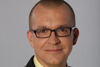 Škárka z VV tvrdí, že bere peníze za věrnost