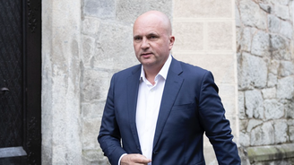 Strnad bude v areálu Liberty těžit strusku z odvalu Lihovarská. Za stovky milionů koupil těžební práva Strnad bude v areálu Liberty těžit strusku z odvalu Lihovarská. Za stovky milionů koupil těžební práva