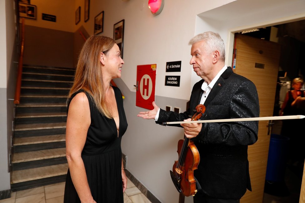 Jaroslav Svěcený a Lucie Zedníčková