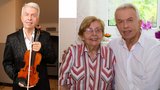 Houslista Jaroslav Svěcený v slzách: Zemřela mu milovaná maminka