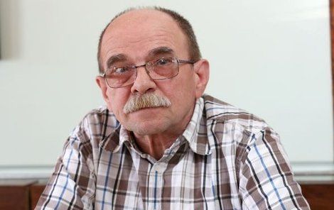 Skladatel Jaroslav Uhlíř je prý nezvěstný.