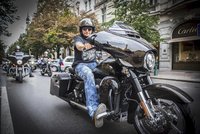 60 tisíc Harleyů v Praze: Co se bude dít, kudy pojede spanilá jízda? Chat s organizátorem