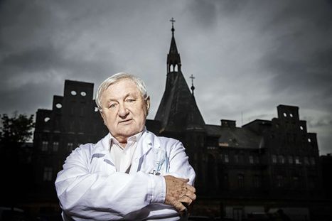 Obrázek: Rodina i kolegové se rozloučili se sexuologem Jaroslavem Zvěřinou