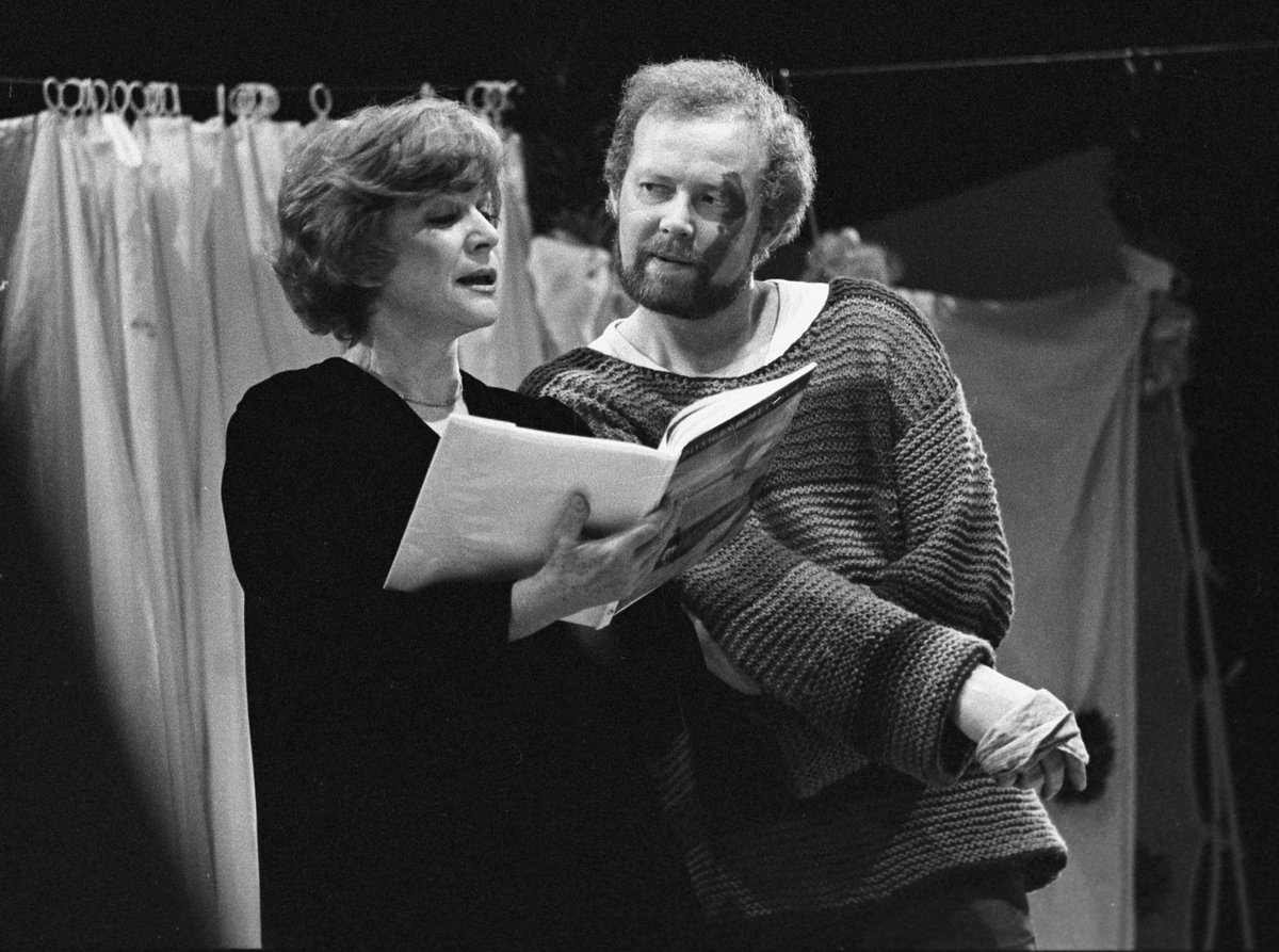 Jaroslava Adamová v představení Divadla ABC Hry žen (1980).
