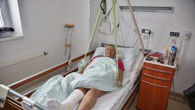 Jaroslava Obermaierová skončila v nemocnici po operaci kotníku.