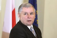 Bývalý polský premiér Kaczyński si v 59 letech založil konečně konto