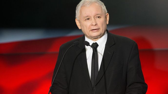 Šéf polské vládní strany Právo a spravedlnost Jarosław Kaczyński oznámil zrušení kontroverzní disciplinární komory polského nejvyššího soudu.