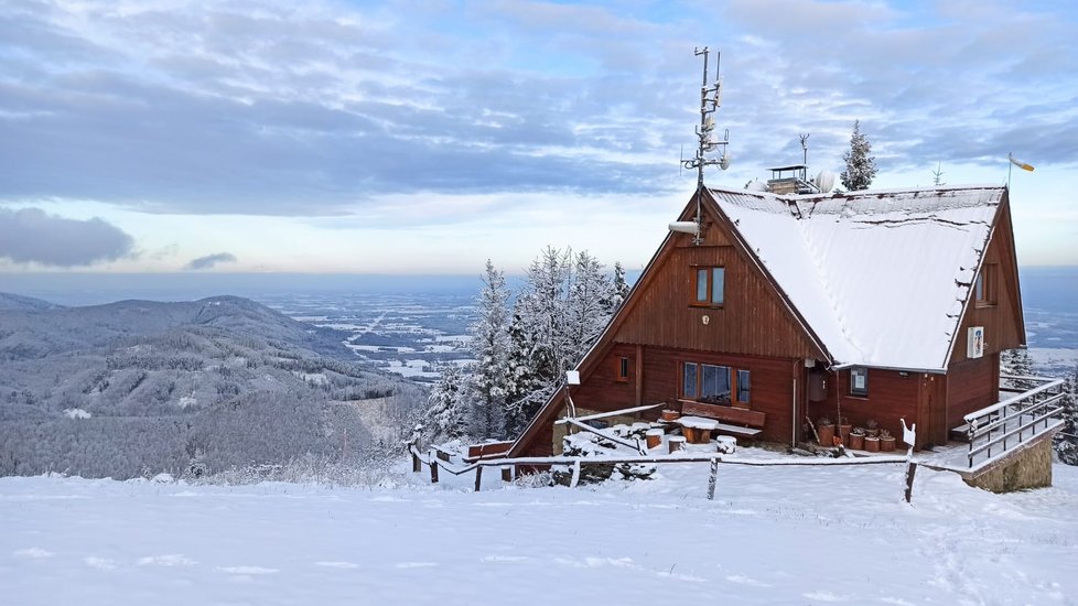 Naopak stanice sousední Horské služby bude od základů nová.