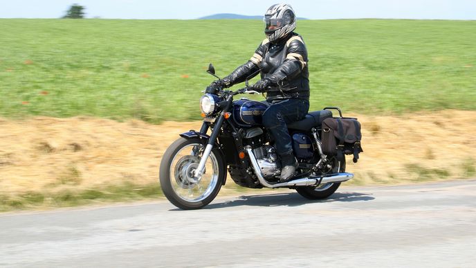 Jawa 300 CL Forty Two Jawa 300 CL Forty Two