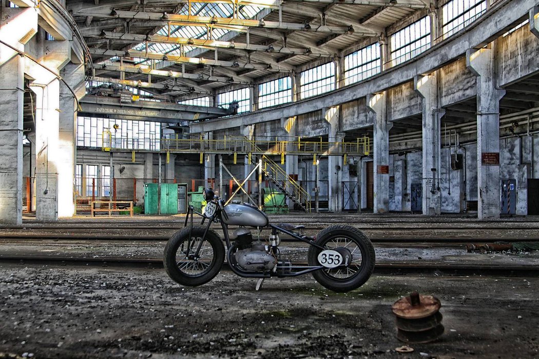 Jawa 250 Bobber