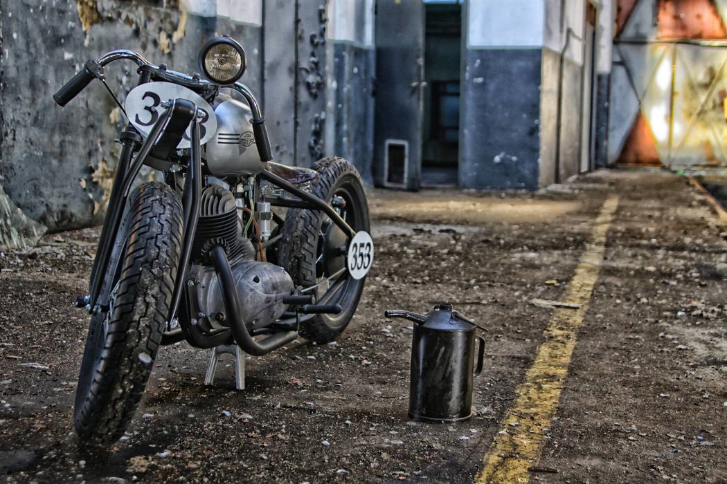 Jawa 250 Bobber