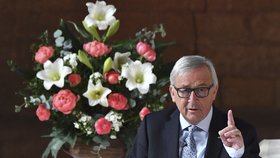 Šéf Evropské komise Juncker hájil v Trevíru Karla Mraxe