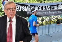Šéfa EU Junckera před Žofínem vypískali. Se Sobotkou řešil teror a obranu EU