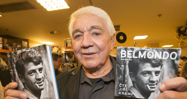 Jiří Krampol v době, kdy namlouval audioknihu o životě Jeana-Paula Belmonda, tedy v roce 2017.