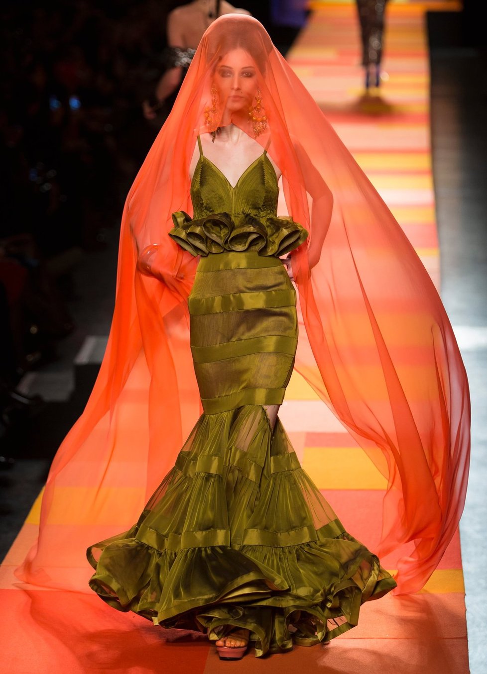 Jean Paul Gaultier haute couture, jaro 2013.