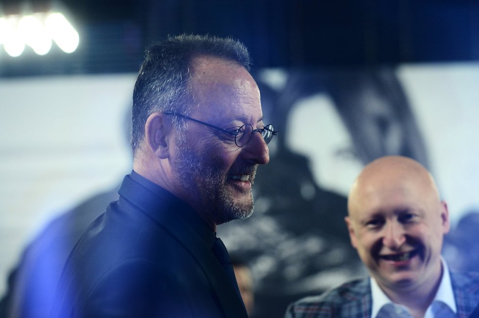 Jean Reno s generálním ředitelem ČEZ Danielem Benešem na karlovarském festivalu