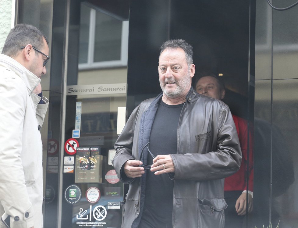 Jean Reno při návštěvě Prahy