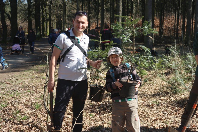 Jedličky v květináčích už pořídíte jen v Brně