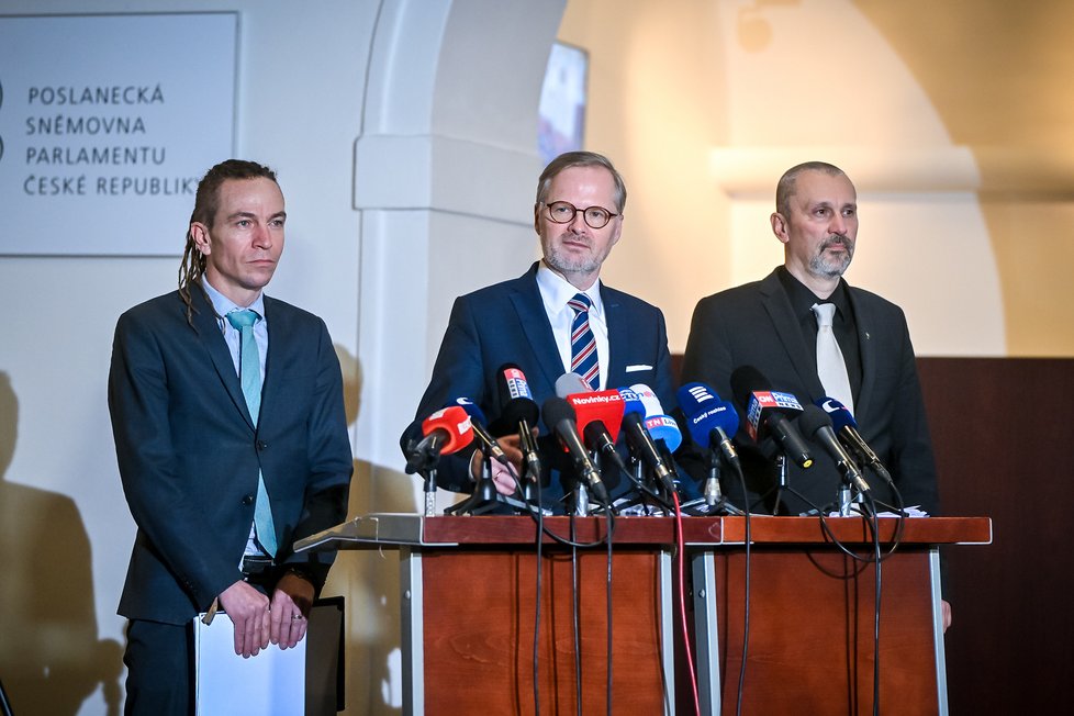 Jednání vlády 17. 1. 2024: Výsledky jednání shrnuli pro média premiér P. Fiala, vicepremiér I. Bartoš a ministr pro legislativu M. Šalomoun.