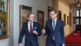 Jednání vlády: Premiér Petr Fiala (ODS) a ministr dopravy Martin Kupka (ODS)