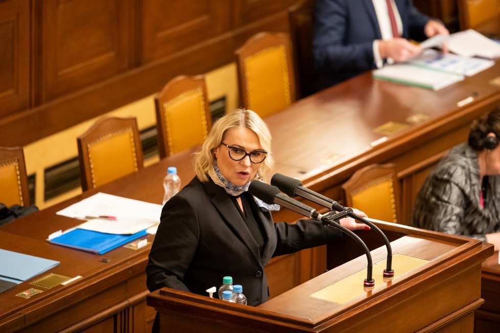 Jednání o nedůvěře vládě:  Ministryně obrany Jana Černochová (ODS) (17.1.2023)