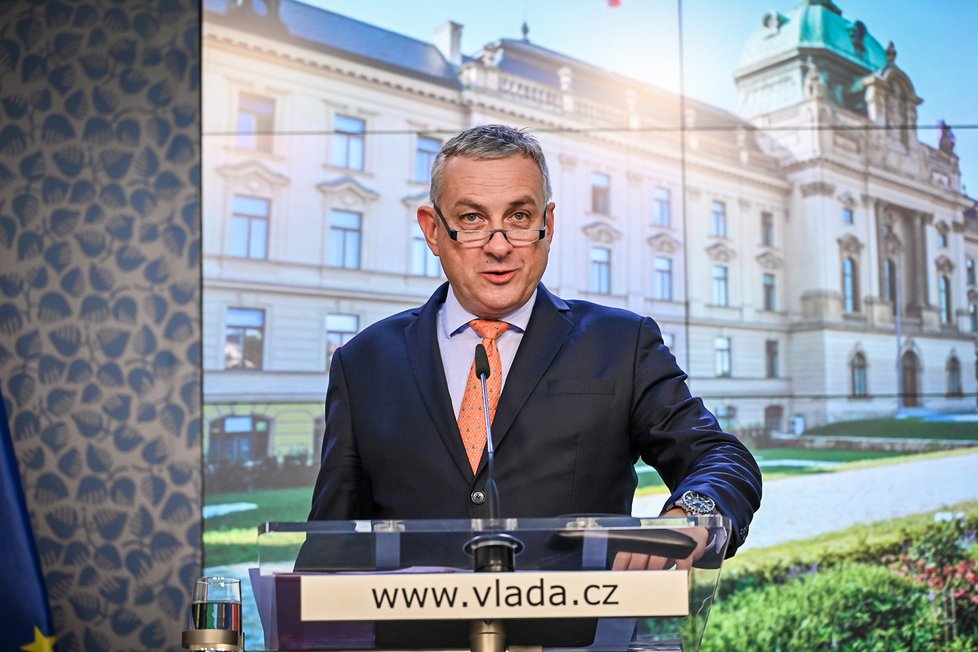 Jednání vlády:  Ministr průmyslu a obchodu Jozef Síkela (za STAN) (14.9.2022)