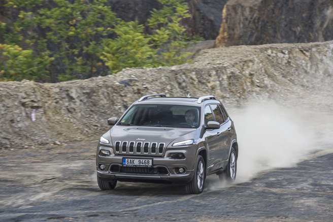 Jeep Cherokee 2.2 Active Drive I Overland: Džíp nejdžípovatější